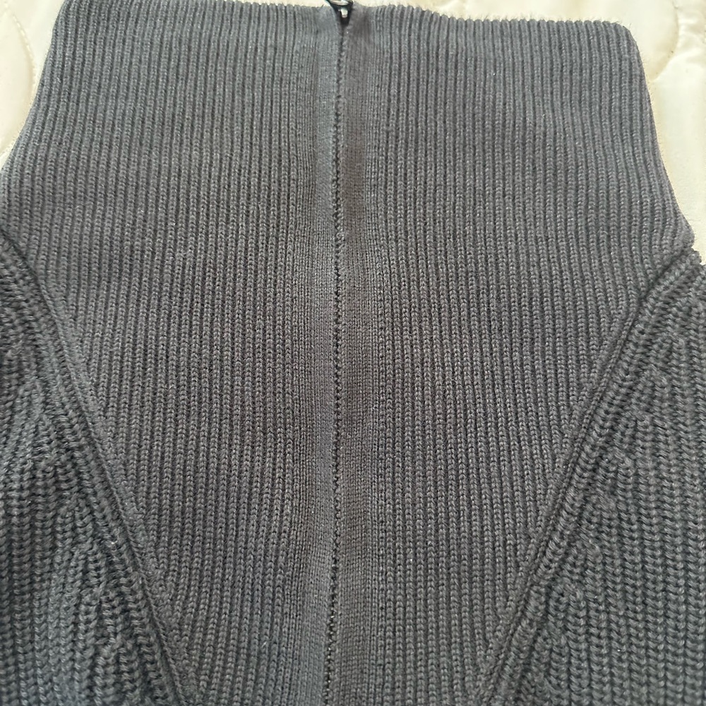 Amazon Essentials Mens Quarter-Zip Rib-Knit Relaxed-Fit Sweater Size Large - Picture 2 of 8